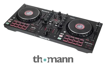 Numark Mixtrack Platinum FX