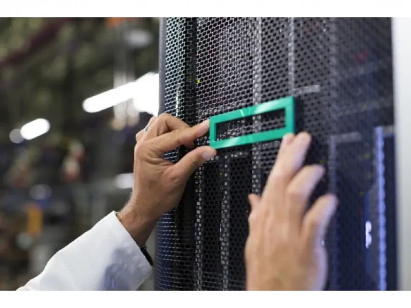 HPE Aruba Networking 1G SFP LC SX 500m OM2 MMF Transceiver - preço válido p/ unidades faturadas até 7 de agosto ou fim de stock