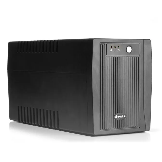 UPS NGS Off-line Fortress 2000V2 900W 4 Tomadas de Proteção