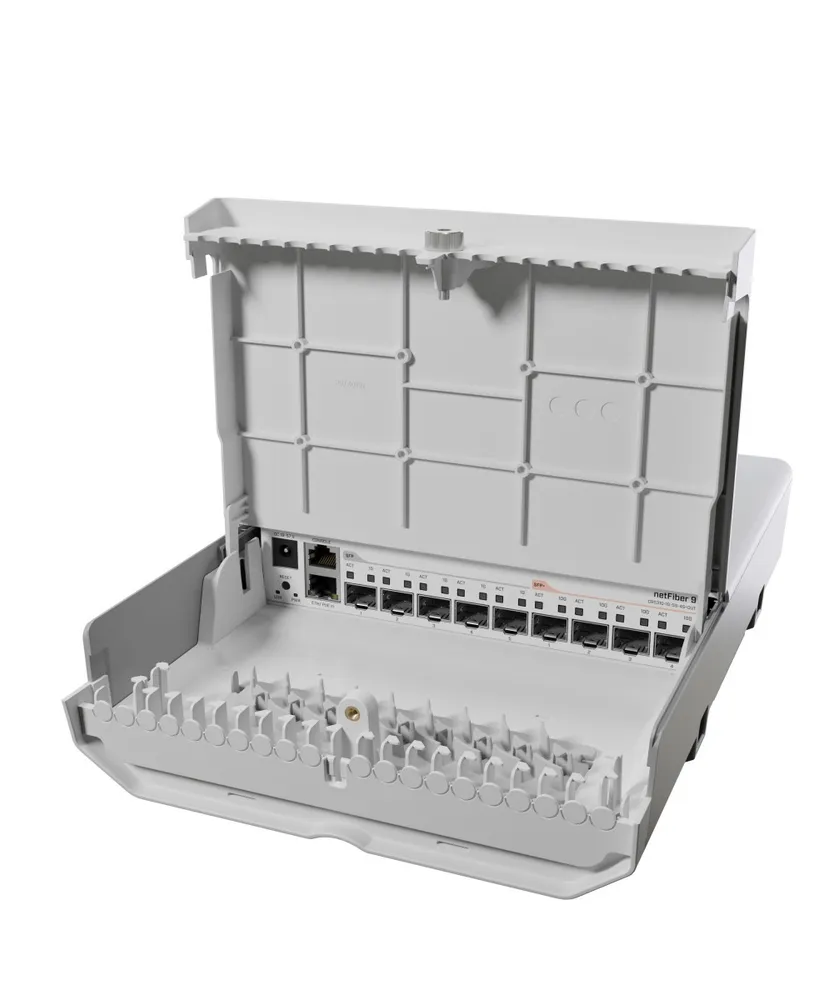 Switch Mikrotik CRS310-1G-5S-4S+OUT 10 Portas 4x SFP+ 5x SFP 1x Gb (PoE-In)