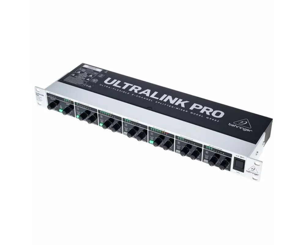 Behringer MX882 V2