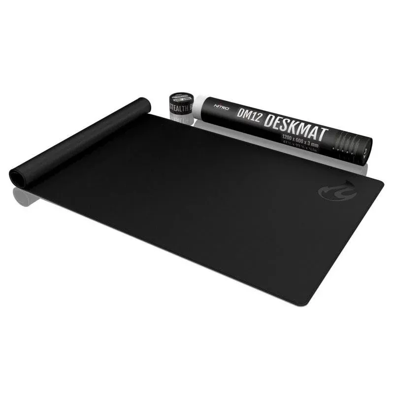 Alfombrinha Nitro Concepts DM12 XL 1200x600mm Preto Bordas Cosidas Gaming