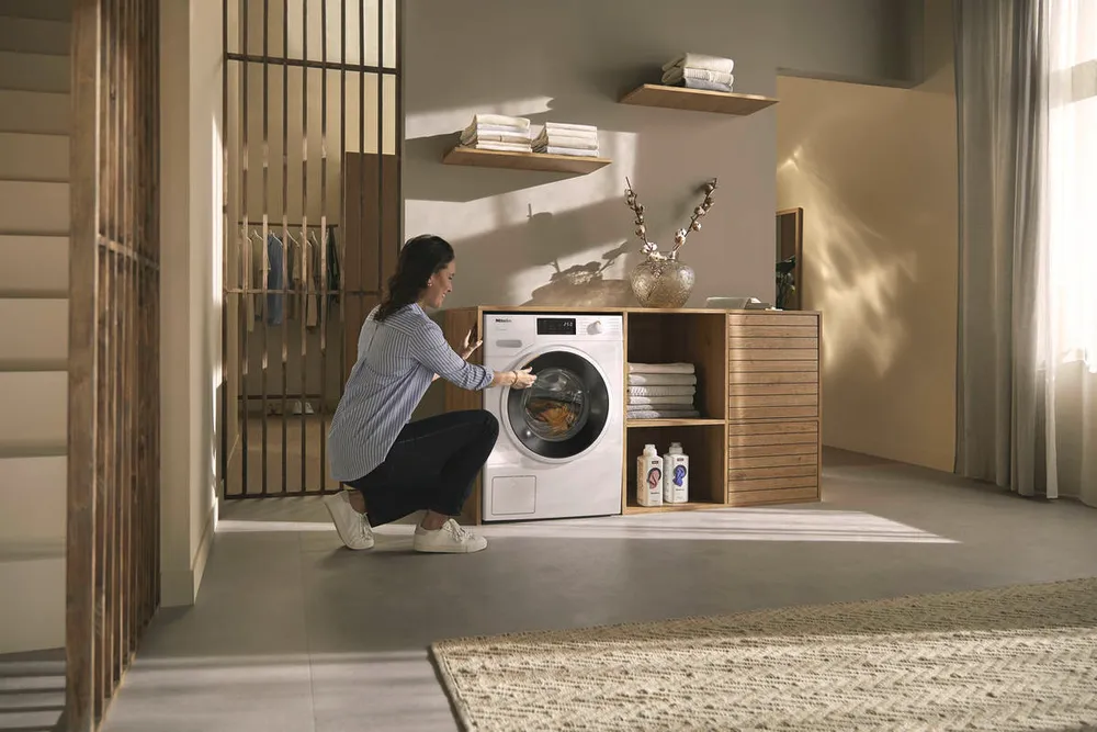 Máquina de Lavar Roupa MIELE WWB 360 (8 kg - 1400 RPM - Branco)