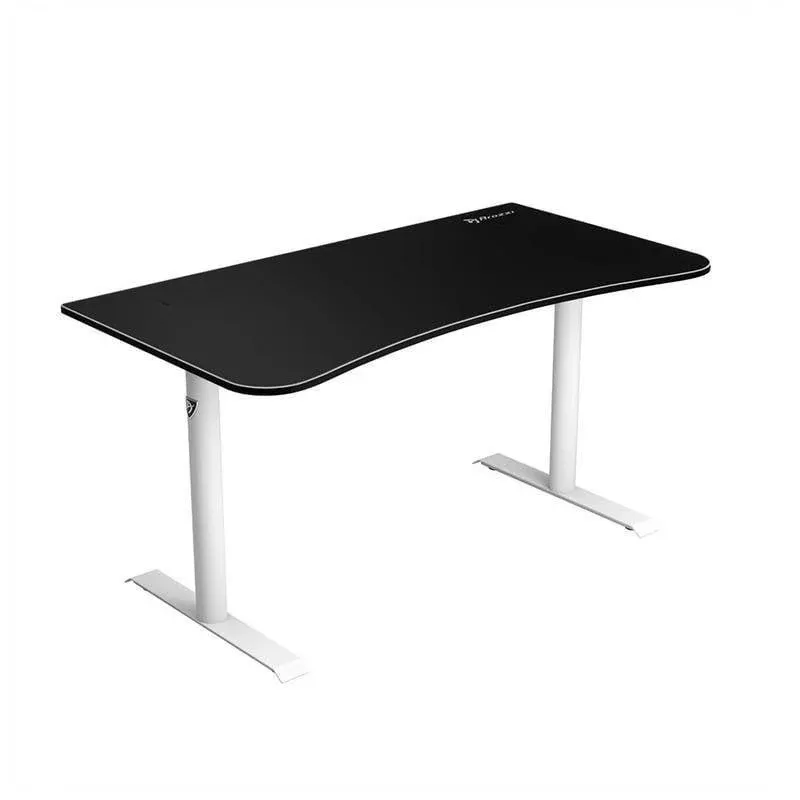 Mesa Gaming Arozzi 140cm Fibra de madeira com gestão de cabos e tapete