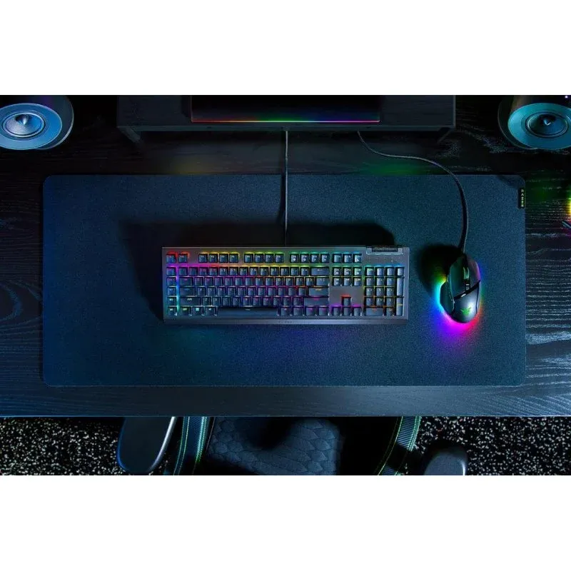 Teclado Razer BlackWidow V4 X mecânico gaming RGB alemão QWERTZ