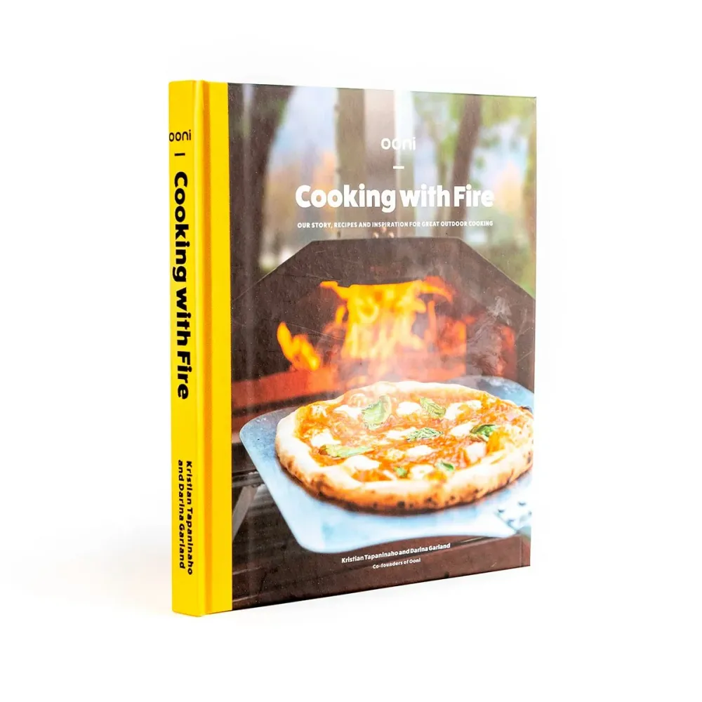 Livro de Receitas Ooni - Cooking With Fire