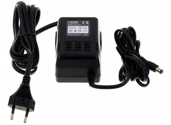 BOSS BRC-230T Transformador Universal 14V 800mA
