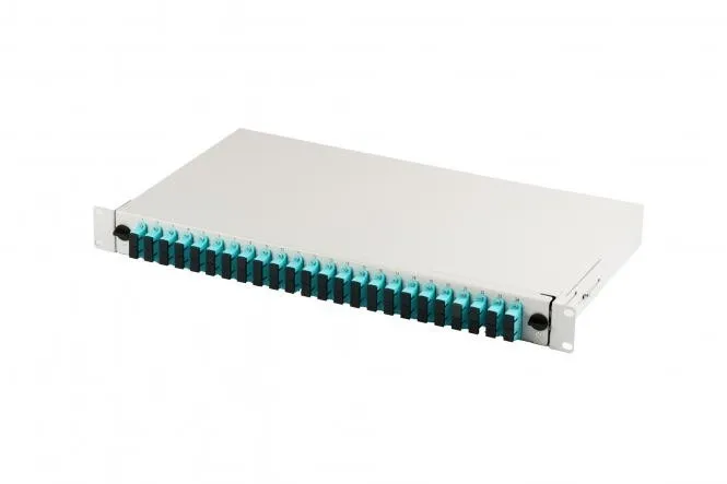 Painel de patch FO com equipamento 19'' 1U, 24x SC dx, OM3 DN-96422/3