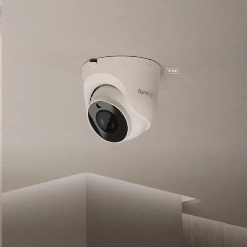 Câmara Synology TC500 Alimentada por IA para Vigilância Inteligente Integrada