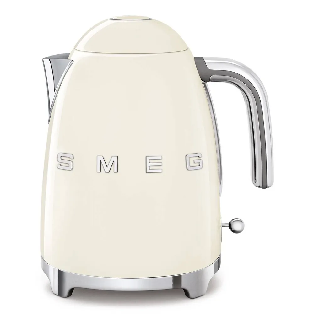Chaleira Elétrica Smeg KLF03CREU Anni 50 1.7 Litros 2400W Creme Polido