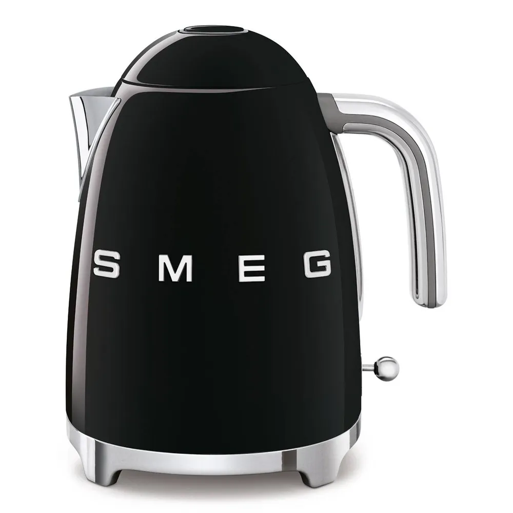 Chaleira Elétrica Smeg KLF03BLEU Anni 50 1.7 Litros 2400W Preto Polido