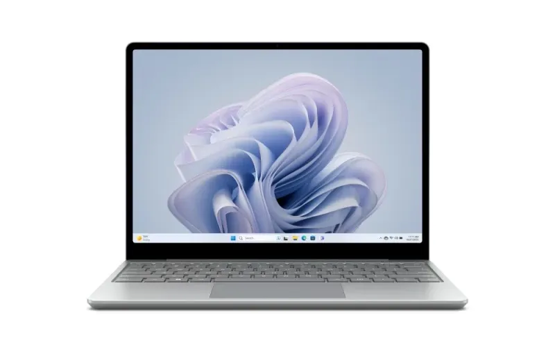Portátil Microsoft Surface Laptop Go 3 - 12.4" Touch i5 16GB SSD 512GB Iris Xe Graphics W11 Pro Platina