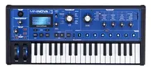 Sintetizador Novation MiniNova