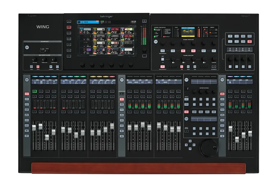 Mesa de Mistura Behringer WING Preta