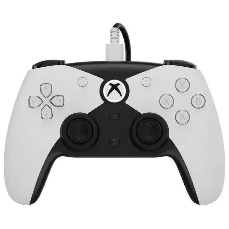 Gamepad Hyperkin Competitor com fio branco compatível Xbox Series e PC